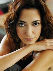 Derya+durmaz